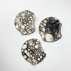 Wavy bubble trinket dish / spoon rest / jewelry tray