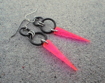 Neon Pink Earrings, Pink and Black Spike Earrings, Neon Dangle Earrings, Neon Pink Jewelry, 80s Earrings