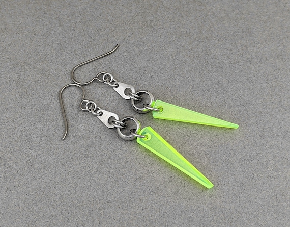 Etsy titanium deals earrings