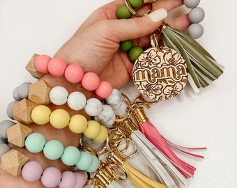 Silicone Bangle Key Chain, Silicone Beads Keychain Wristlet, Keychain Bracelets with Leather Tassel for Women, Stocking Stuffers for Women