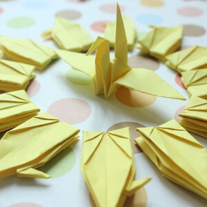 1000 Origami Paper Cranes 10x10cm Origami Crane for Wedding Party Love Weddings Gifts Child Room Baby Shower Decoration - Yellow