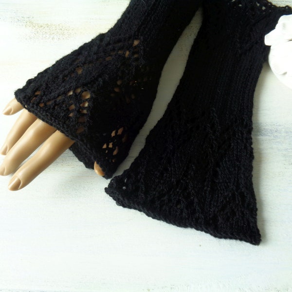 Lacestulpen "Lakritz", Pulswärmer, Armstulpen, fingerless mittens