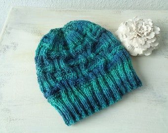 Beanie, knitted hat "Blue" made of wool from merino sheep, size M