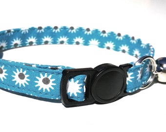 Cat Collar - crazy daisy breakaway safety collar