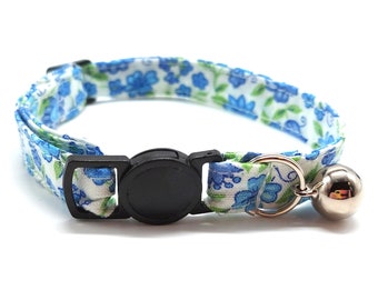 Cat Collar - Blue vintage floral breakaway safety collar