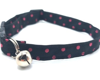 Cat Collar - Black and pink spot fabric breakaways safety collar