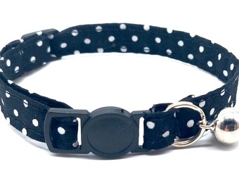 Cat Collar - Black and white spot fabric breakaways safety collar