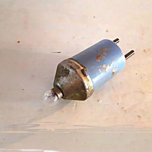 Small vintage plug in night light for kids room, 60&#39;s child&#39;s room night light. Working.