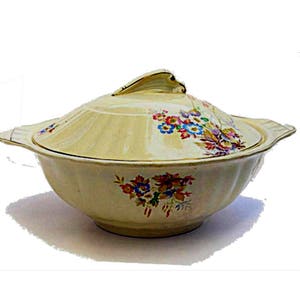 English Meakin mid century yellow floral china soup bowl with lid.
