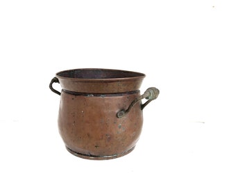 Vintage deep rustic copper planter plant holder with ornate handles