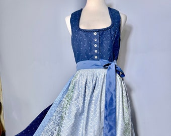 COTTON DIRNDL, Dark Blue, white Apron w blue/green Design, 38/8,Wenger Trachten, Piped Seams, Pleated Skirt, Oktoberfest Dress, 32” Skirt