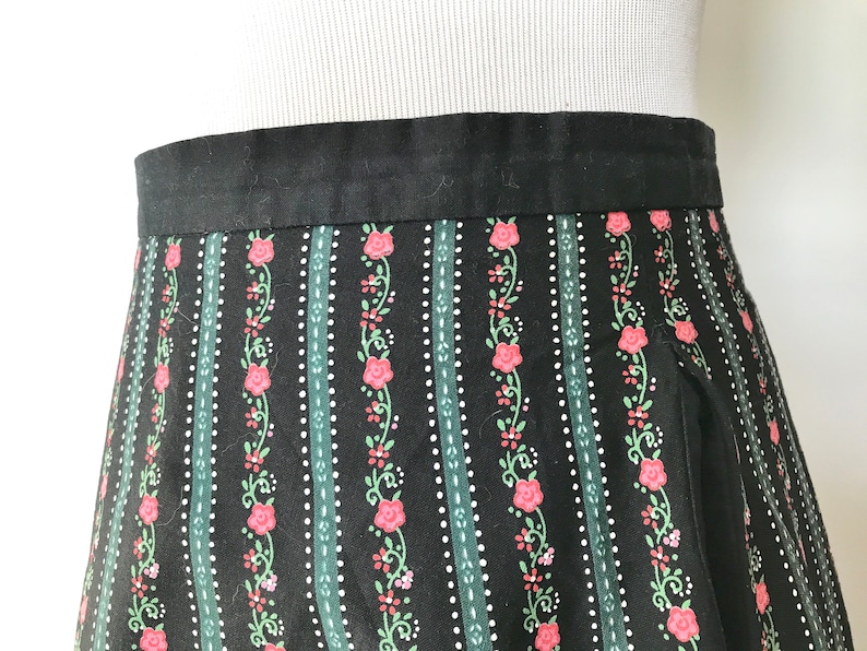 Fully Lined from Austria XL COTTON Skirt Trachten Dirndl Skirt 18 Pink Flowers 48 Black Floral Stripes 31 long Green Accents