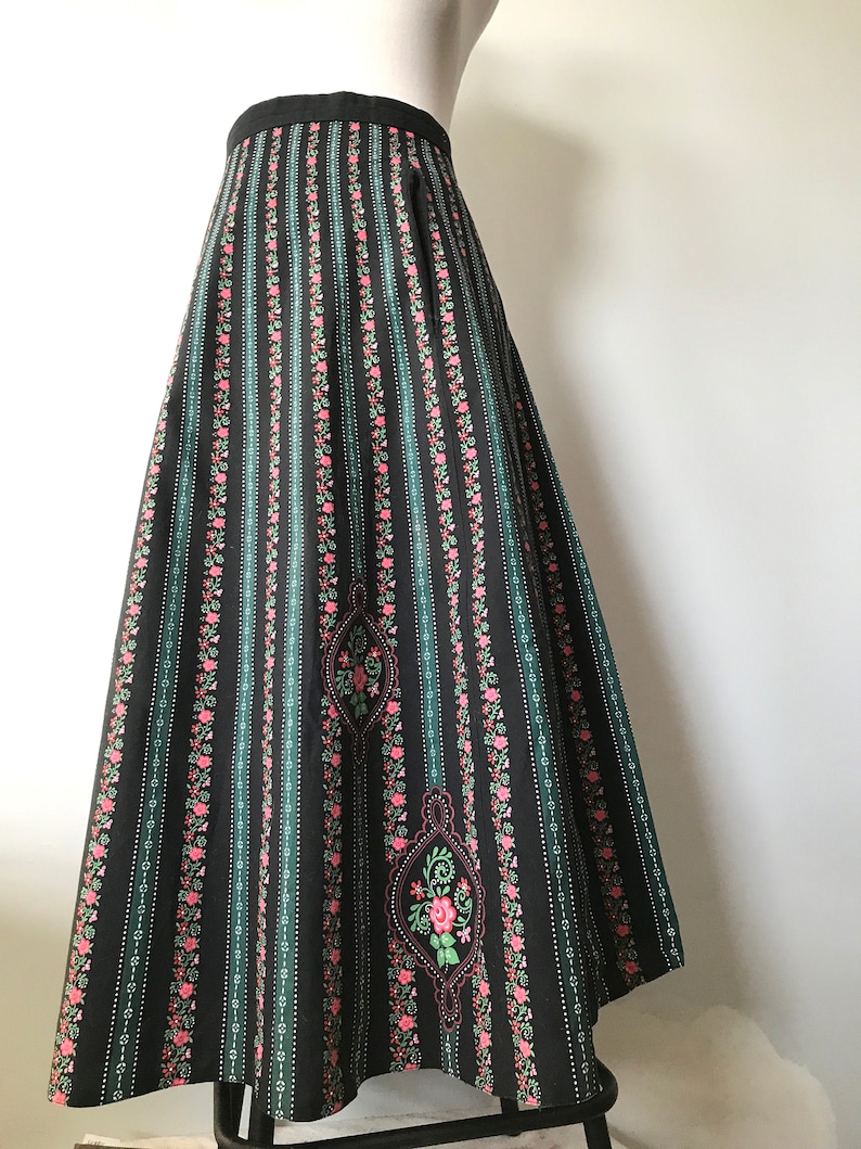 Fully Lined from Austria XL COTTON Skirt Trachten Dirndl Skirt 18 Pink Flowers 48 Black Floral Stripes 31 long Green Accents