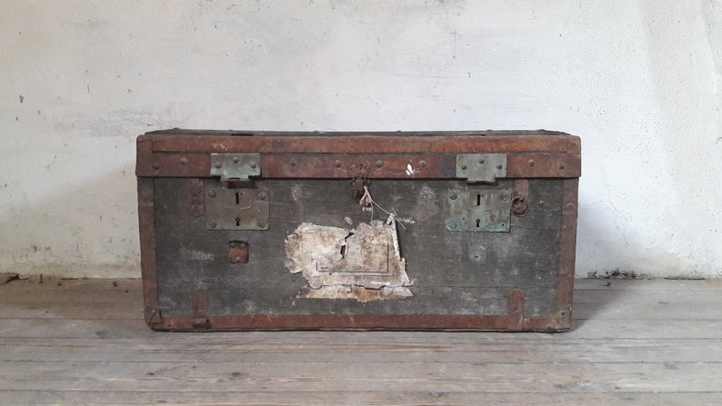 steamer trunk toy box