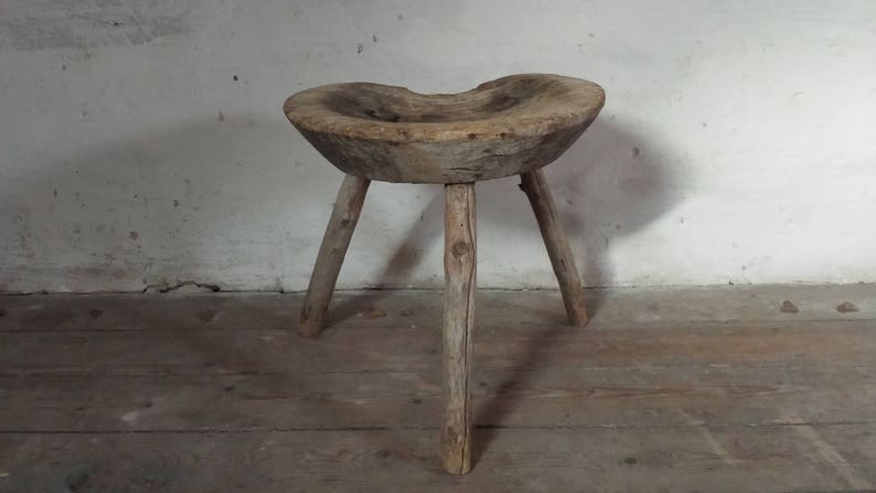 Sgabelli Da Mungitura : Primitivo sgabello sgabello in legno di mungitura treppiede etsy