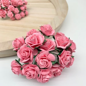 20 x Fiori di carta di gelso Rose aperte - 10 mm, 15 mm, 20 mm o 25 mm - Rosa