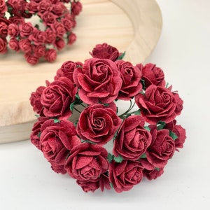 20 rose aperte di fiori di carta di gelso - 10 mm, 15 mm, 20 mm o 25 mm - Rosso intenso