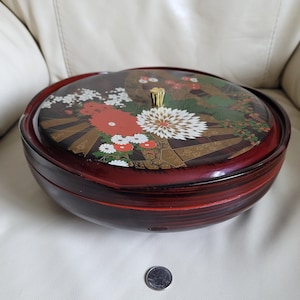Vintage Yamanaka Lacquer Serving Tray Floral Lid Rotary Pedestal table setting