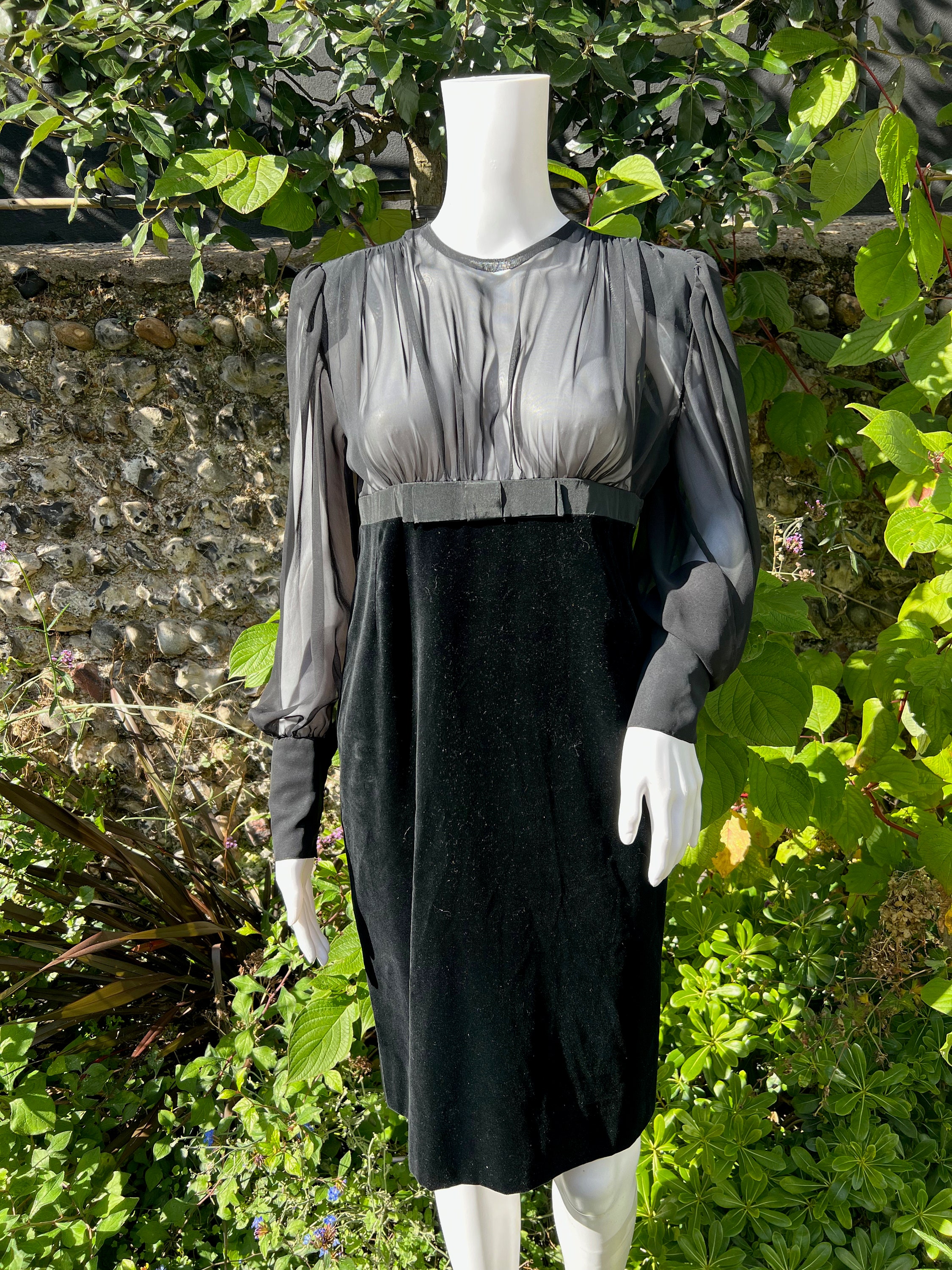 Melteme | Elegant Black Cocktail Dress | Sheer sleeve dress, Elegant black  dress, Midi dress with sleeves
