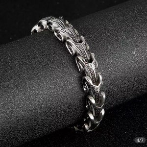 Dragon scales bracelet