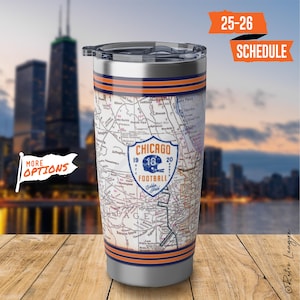 Vaso de los Chicago Bears con mapa y calendario vintage: taza de viaje de acero inoxidable de 590 ml, calendario de partidos de los Chicago Bears, regalo para aficionados al fútbol americano.