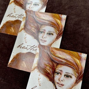 Impresión artística A6 tamaño postal: pintura 'El hada de los vientos de la paz' para enviar, enmarcar o escribir en un diario