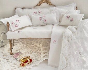 Dollhouse Bedding 1:12 Scale Miniatures Shabby Chantallena 7 Piece Hand-Torned Pink Linen Blend with Crocheted Throw Bedding Room Box