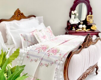 Dollhouse Bedding 1:12 Scale Miniatures 8 Piece Shabby White Cotton Bed Set with Pink Floral Bed Runner Chantallena Dollhouse Decor
