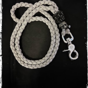 Skull Paracord Key Lanyard.