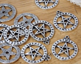 1 Pentagram runes charm antique silver tone HC32