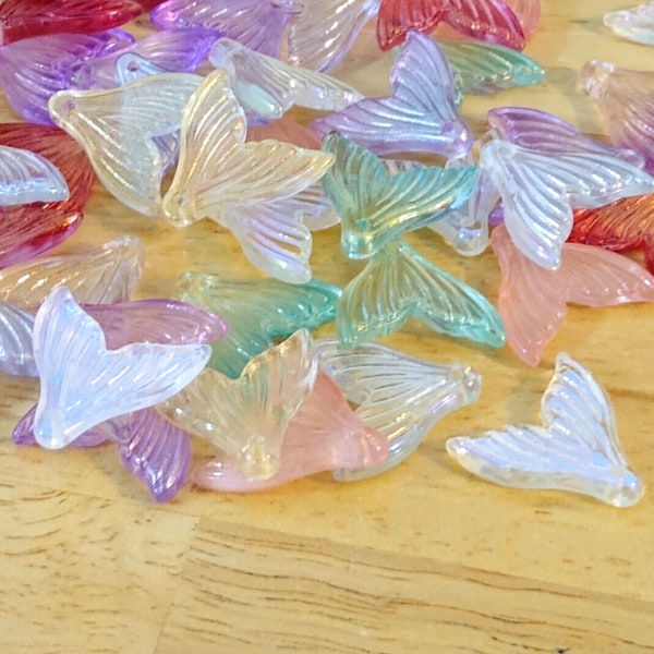 Glass Rainbow Mermaid / Fish Tail Pendants Charms 19mm (sea ocean beach fairytale pastel mixed animal sparkle AB shimmer painted mixed color