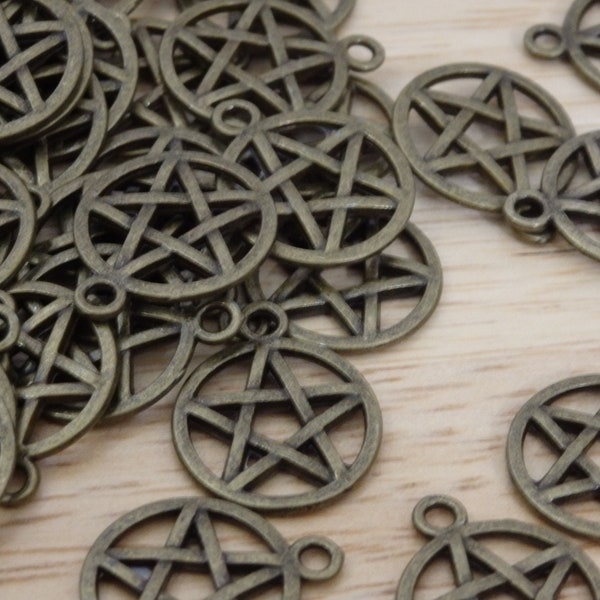 Pentagram Charms, Antique Silver Bronze Tone 20mm (pagan, wiccan, witch, witchy, goth, pentacle pendant star gothic alchemy )