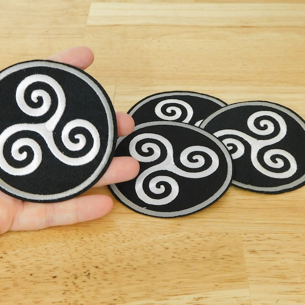 1 pc Triskelion Triple Spiral Patch, Iron-on, XL 82mm 3.2"  (sewing celtic pagan wiccan black white triskèle neolithic ancient symbol irish)