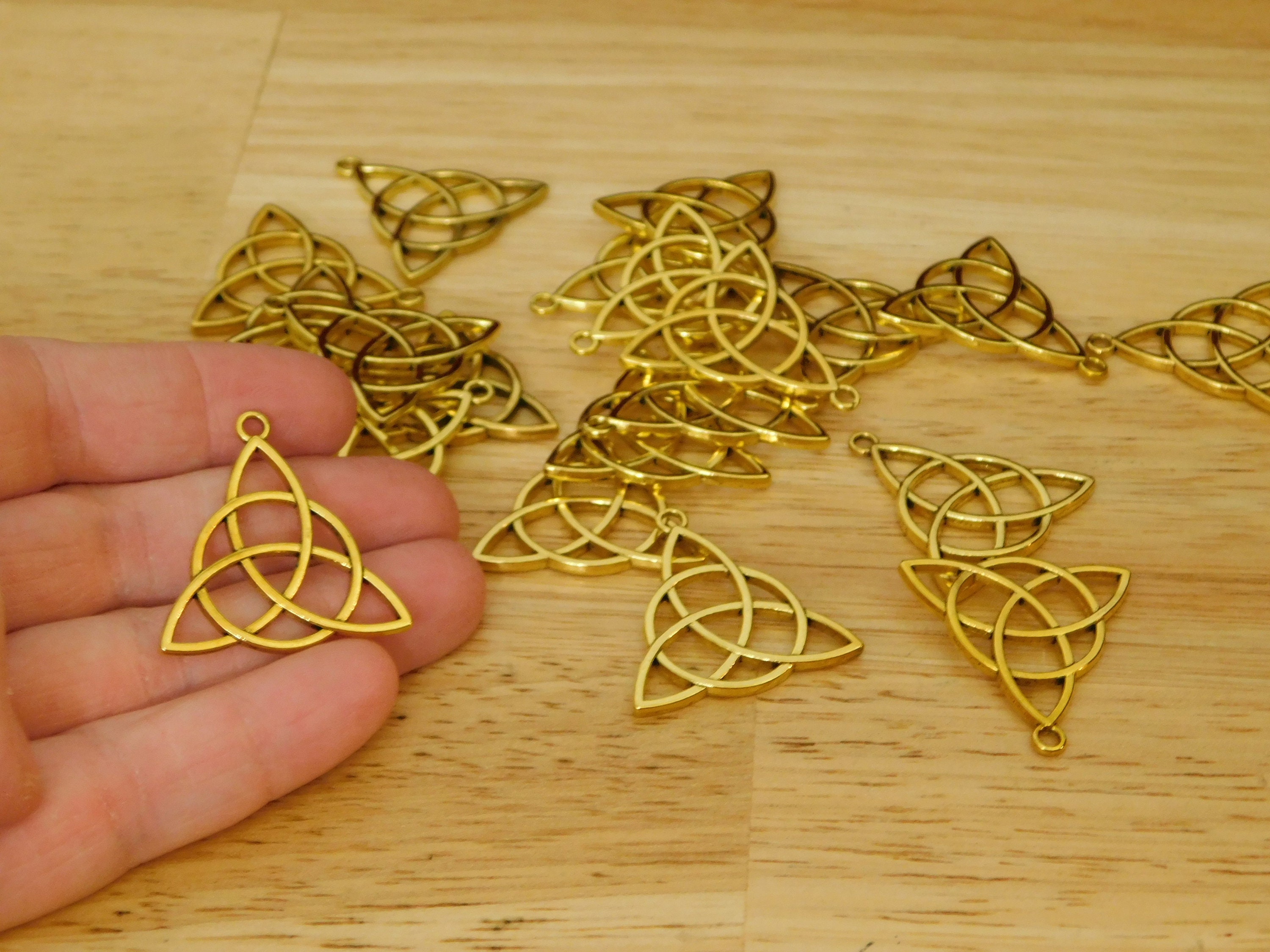 Celtic Trinity Knot Triquetra Pendants / Charms Antique Gold Etsy