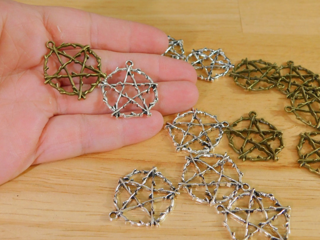 Twig Pentagram Charms Pendants, Antique Silver or Bronze Tone Alloy