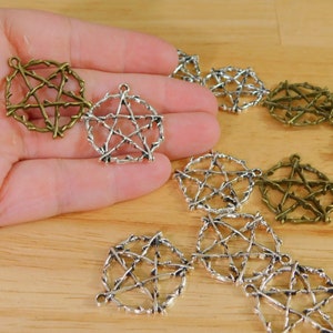 Twig Pentagram Charms Pendants, Antique Silver or Bronze Tone Alloy. 28x26x3mm (wiccan witch, witchy, goth, gothic pagan symbol pentacle)