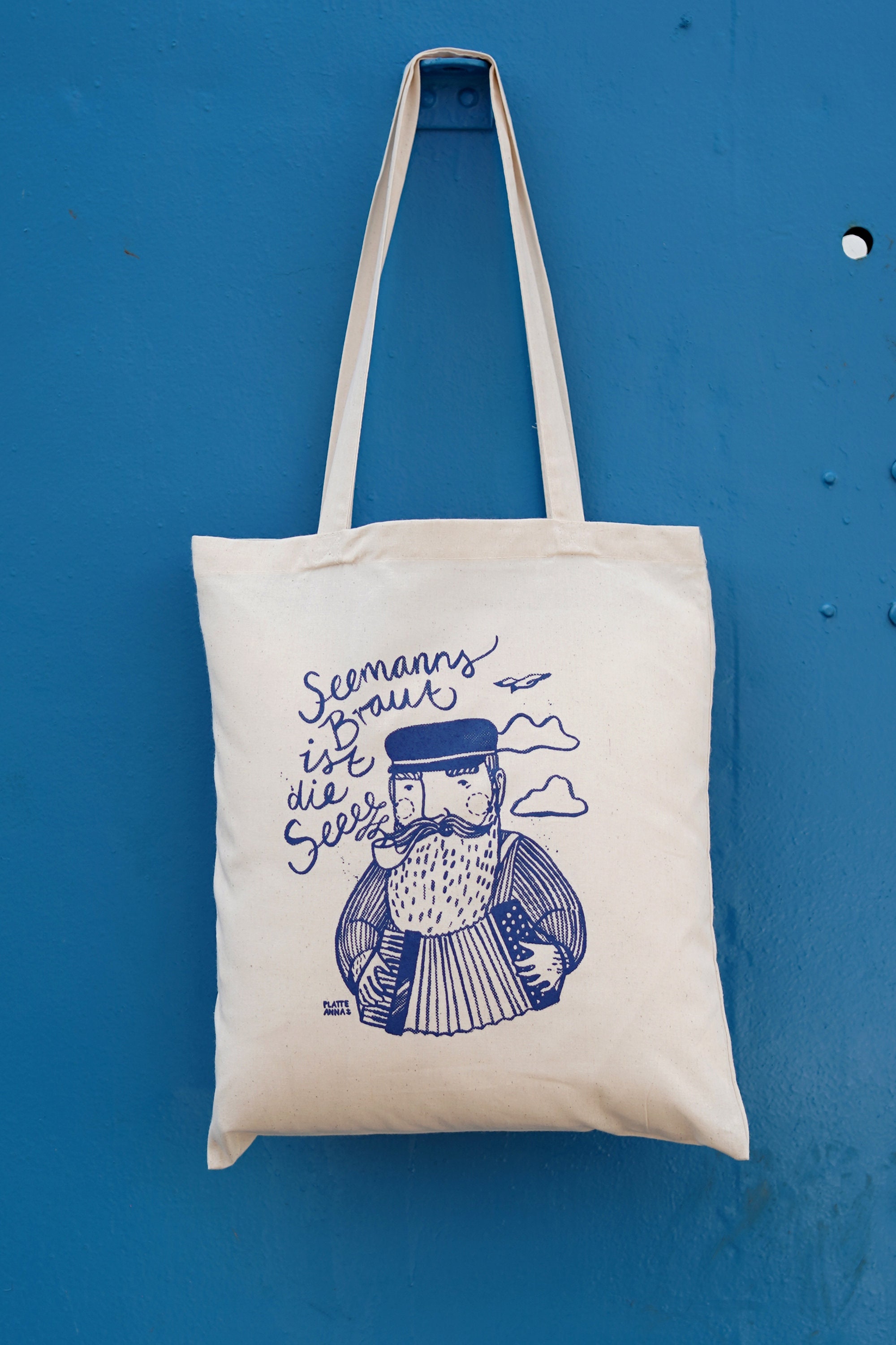 Share 156+ low cost cloth carry bags latest 3tdesign.edu.vn