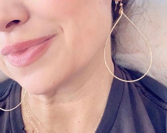 Rain drop earring,hand made,  hammered gold filled wire