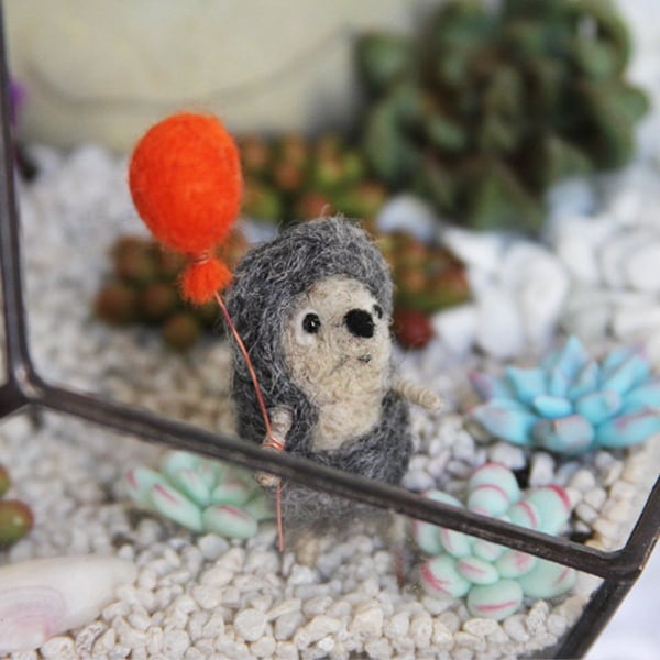 Tiny hedgehog with heart fairy garden decor,  succulent garden accessory, needle felted hedgehog miniature, mini garden decoration