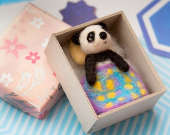 Миниатюрный мишка панда, маленькая валяная игрушка панда в коробке, милый подарок для детей, миниатюра кукольного мишки
