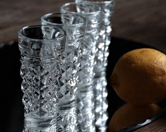 Set of 4 vintage Italian cut glass shot glasses. Grappa goblet. Cordial glasses. Limoncello liquor glass. Digestive drink After coffee drink