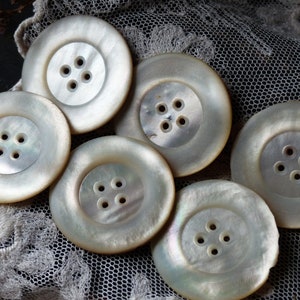 Set of 6 Antique 3.5 cm white mother of pearl buttons. French antique shell buttons. Costume design. Haberdashery