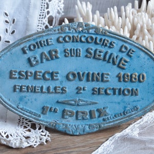 French vintage agricultural prize award plaque for sheep. Ewes. Bright blue gold Rustic Farmhouse Shabby french Jeanne d'Arc living