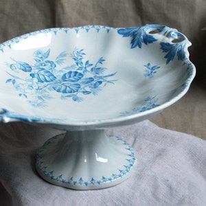 Antique french sky blue transferware pedestal cake stand. Compote plate with handles. Footed dessert stand. Flore UC Sarreguemines