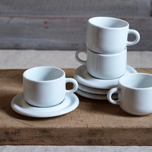 Set of 4 vintage white porcelain Rondo Spal espresso cups with saucers. Vintage ikea Carl Gustaf Jahnsson Minimalist kitchen essentials
