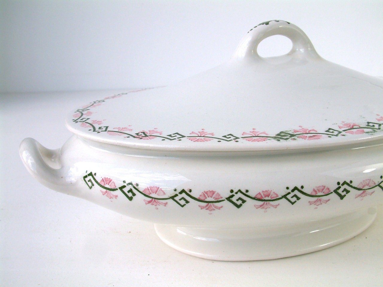 Vintage Art Deco Soupière de Minerai Fer/Légumes Plat Service. Villeroy Boch. Détail Déco Art Rose e