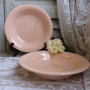 One Antique french blush pink serving dish. Salmon pink shallow serving bowl. Oinment pink. Shabby pink. Minimalist. Art deco pink.