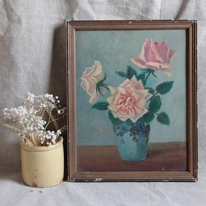 Pequena pintura a óleo vintage de flores francesas. Rosas em tons pastel empoeirados. Decoração de casa de campo francesa surrada.