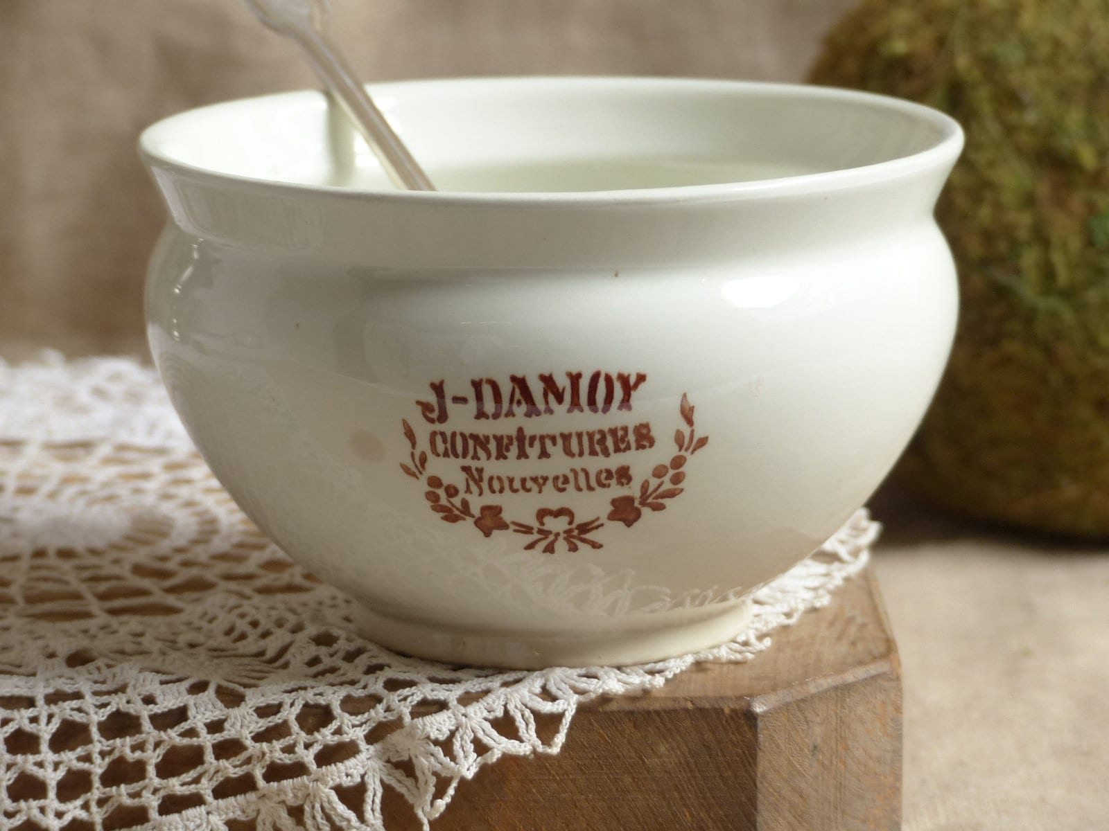 Très Rare Antique Français Blanc en Pierre de Fer Conserve Le Pot. Pot Confiture Antique. Français P