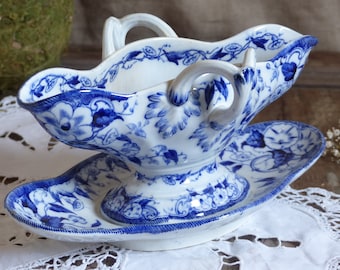 Antique french royal blue transferware gravy boat. Ironstone sauce boat. Creil Montereau Flora Dressing boat. French country cottage decor